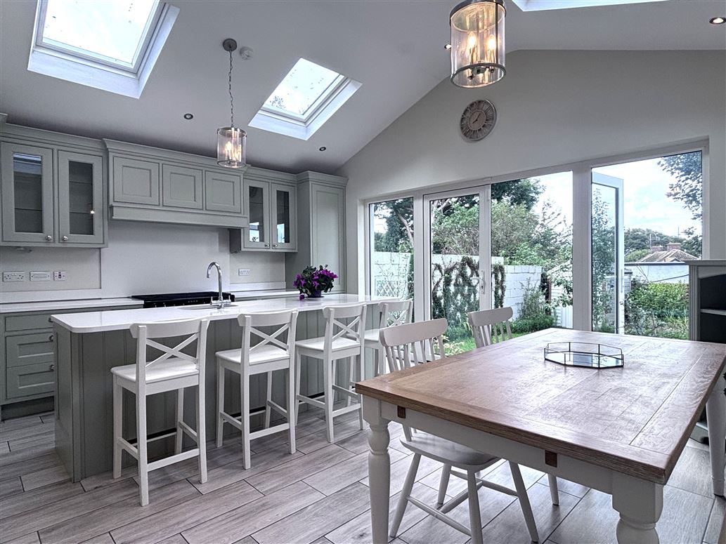 17 Grace O'Malley Drive, Howth, Dublin