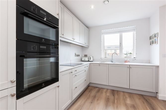 70 The Gardens, Kilmartin Grove, Hollystown, Dublin 15