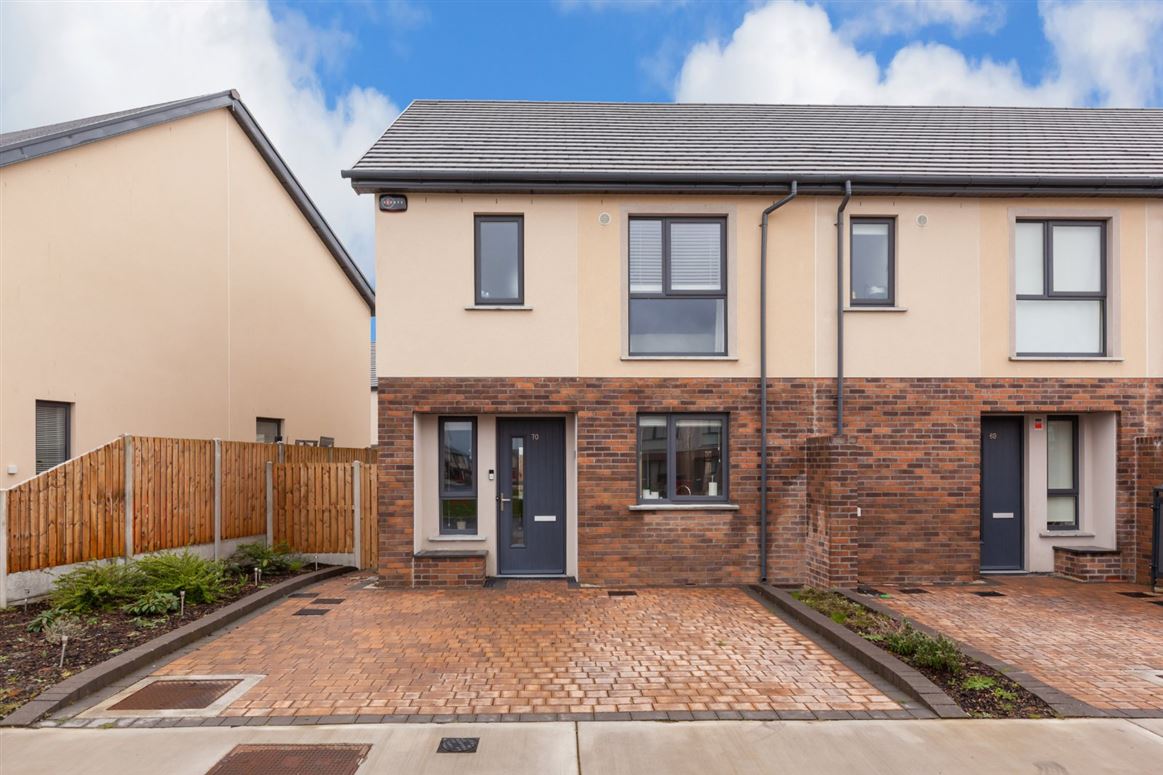 70 The Gardens, Kilmartin Grove, Hollystown, Dublin 15