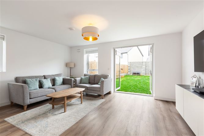 70 The Gardens, Kilmartin Grove, Hollystown, Dublin 15