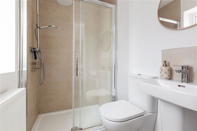 70 The Gardens, Kilmartin Grove, Hollystown, Dublin 15