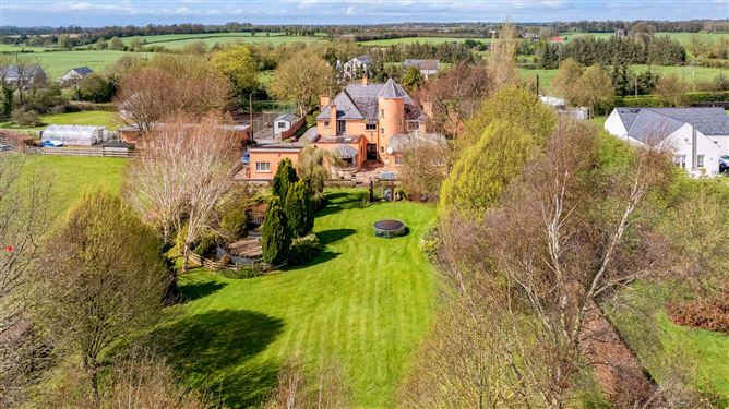 Tribley Lodge, Bective, Kilmessan, Co. Meath