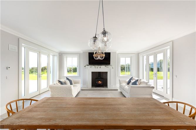 Photo 11 of 33 — Ballysallagh East, Brittas Bay, Co. Wicklow