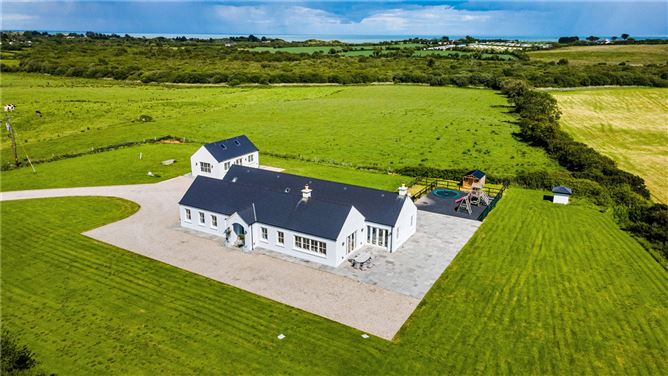 Photo 24 of 33 — Ballysallagh East, Brittas Bay, Co. Wicklow