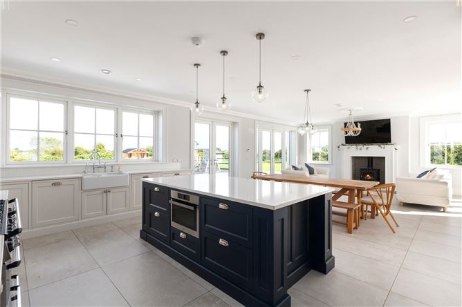 Photo 7 of 33 — Ballysallagh East, Brittas Bay, Co. Wicklow