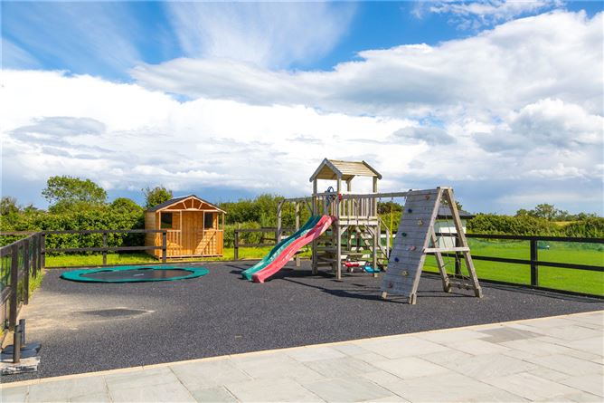 Photo 22 of 33 — Ballysallagh East, Brittas Bay, Co. Wicklow