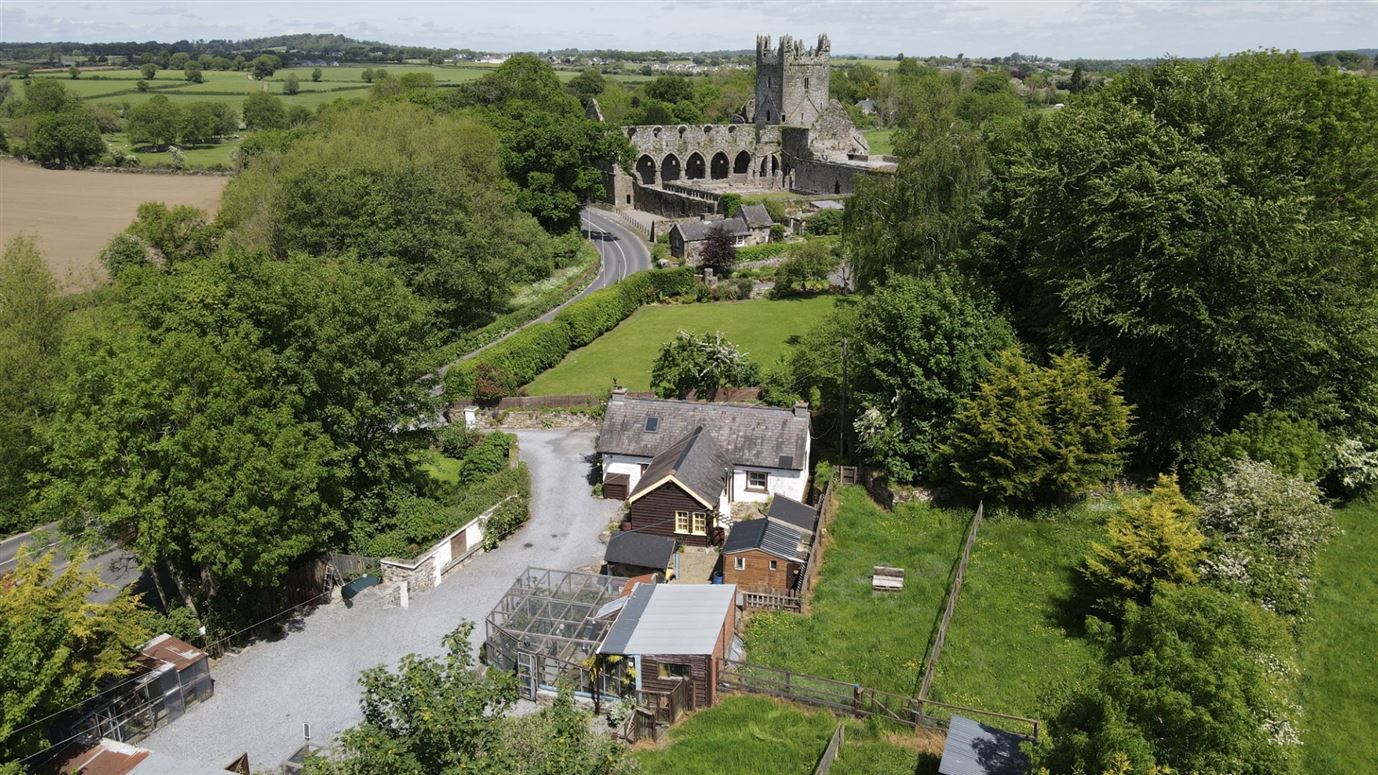 Jerpoint Abbey, Thomastown, Co. Kilkenny