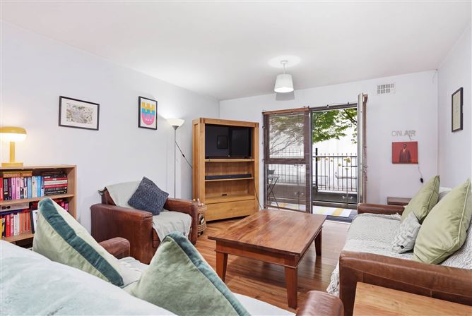 45 Hyde Square, Kilmainham, Dublin 8