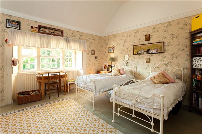 Glenasmole Lodge, Castlekelly, Glenasmole, County Dublin