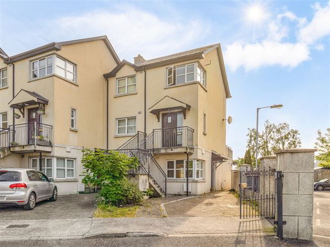 Clayton Court 1 Staplestown Road Carlow REA Sothern 4706222