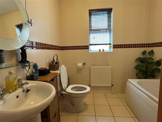 40 Ceol Na Habhainn, Caherconlish, Limerick