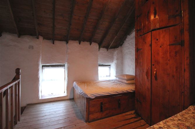 Tir na n'Og, Dromnea, Kilcrohane, West Cork