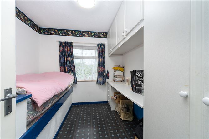 2 Idrone Close, Knocklyon, Dublin 16