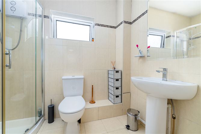 2 Idrone Close, Knocklyon, Dublin 16