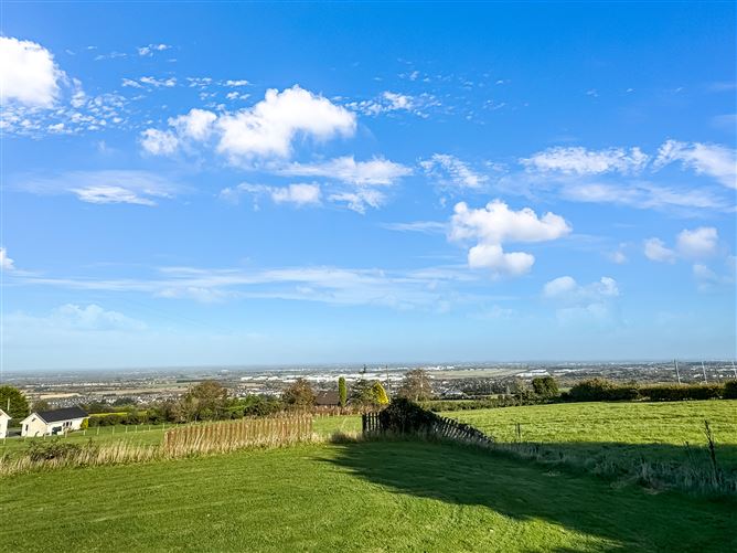 Ard Aoibhinn, Redgap, Rathcoole, Dublin