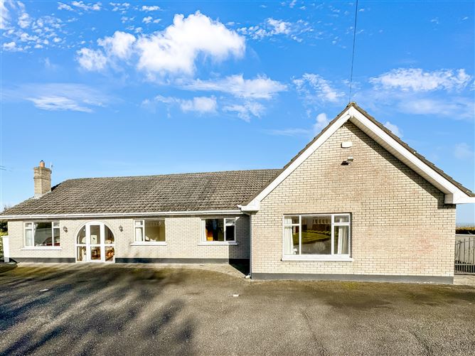 Ard Aoibhinn, Redgap, Rathcoole, Dublin