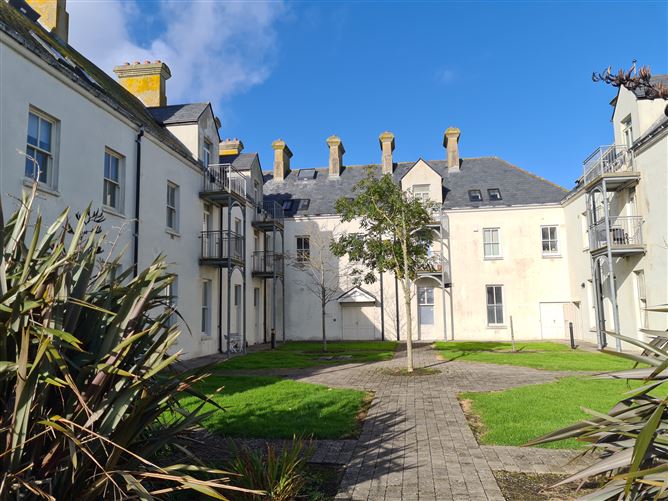 44 Gort an Clochair, Kilkee, Clare