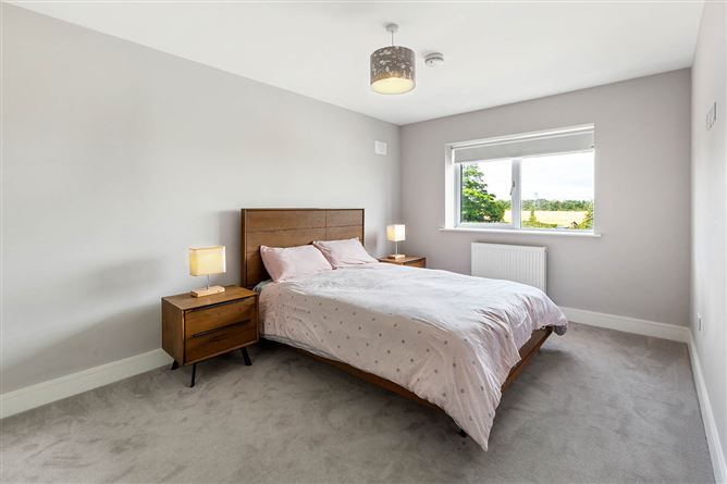 16 The Heights, Oldbridge Manor, Drogheda, Meath