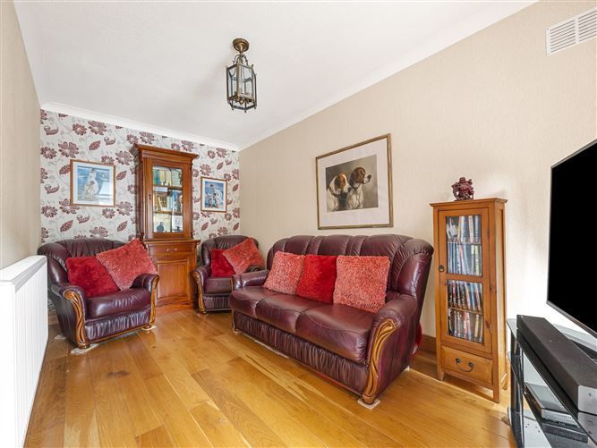 8 Dun Na Riogh Walk, Naas, Kildare