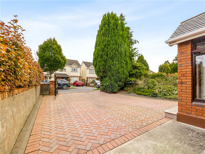 8 Dun Na Riogh Walk, Naas, Kildare