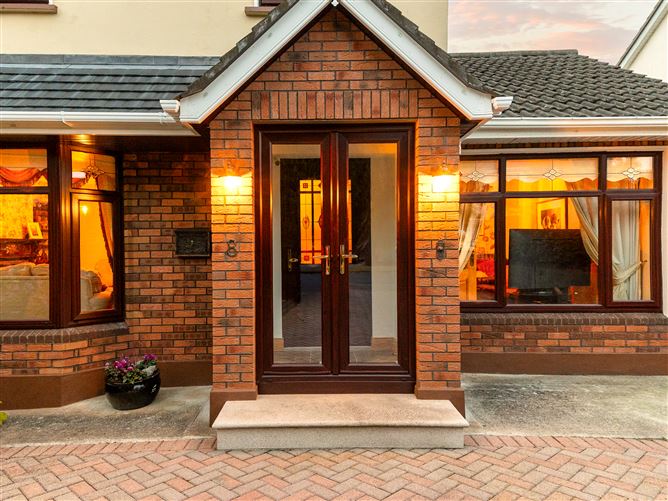 8 Dun Na Riogh Walk, Naas, Kildare