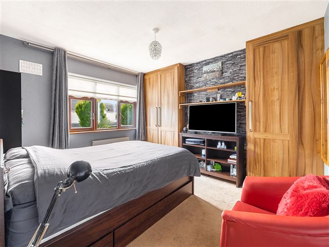 8 Dun Na Riogh Walk, Naas, Kildare