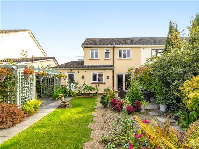 8 Dun Na Riogh Walk, Naas, Kildare