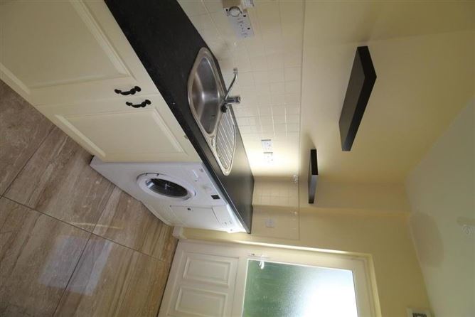 25 Shannon Geal, Carrick-on-shannon, Roscommon