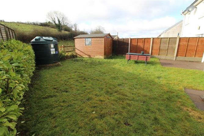 25 Shannon Geal, Carrick-on-shannon, Roscommon