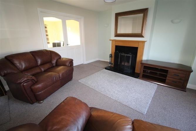25 Shannon Geal, Carrick-on-shannon, Roscommon