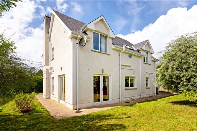 8 Abbeyvale, Dromahair, Co. Leitrim