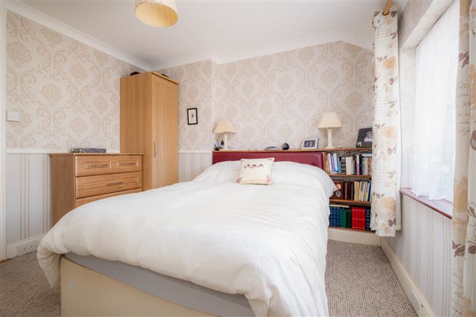 61 Eden Villas, Glasthule, County Dublin