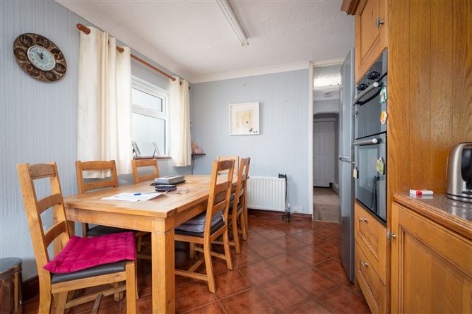 61 Eden Villas, Glasthule, County Dublin