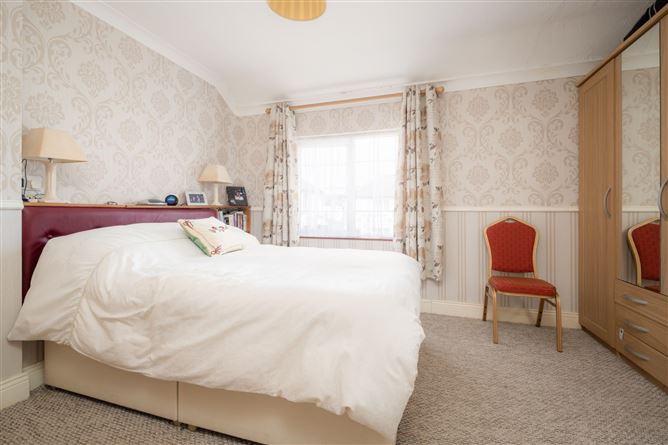 61 Eden Villas, Glasthule, County Dublin