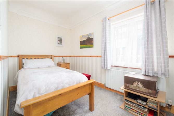 61 Eden Villas, Glasthule, County Dublin