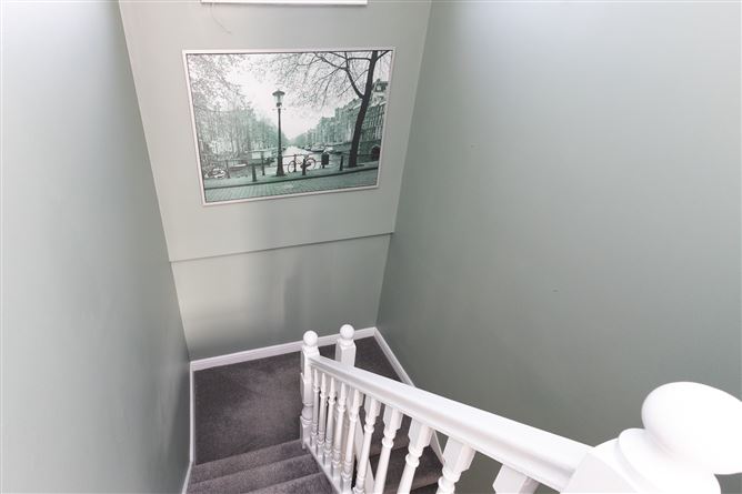 64 Castlecurragh Vale, Mulhuddart, Dublin 15