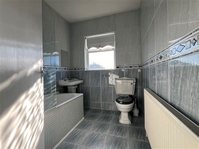 11 Montrose Crescent, Artane, Dublin 5