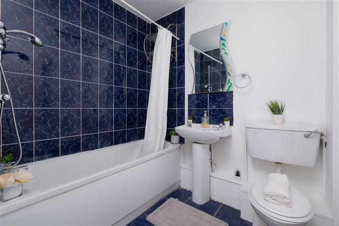 8 Moynihan Court, Tallaght, Dublin 24