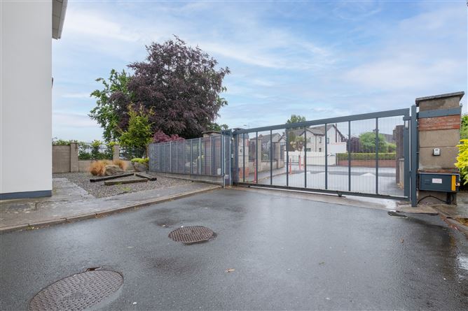 8 Moynihan Court, Tallaght, Dublin 24