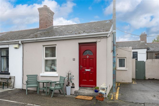 4 Meath Square, Dublin 8