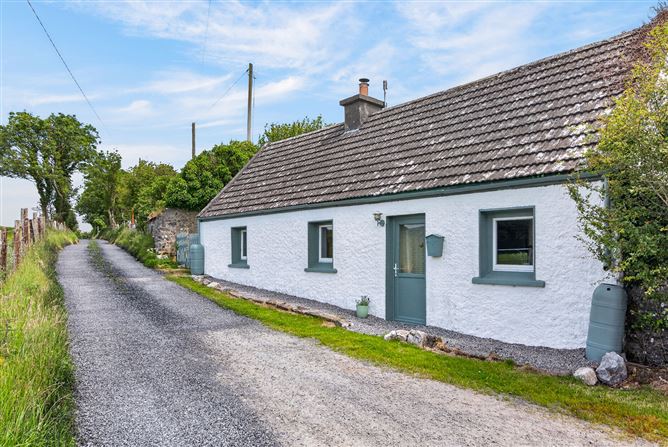 Photo 3 of 80 — Cairn View Cottage, Knocknarea, Strandhill, Co. Sligo