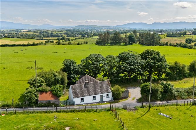 Cairn View Cottage, Knocknarea, Strandhill, Co. Sligo