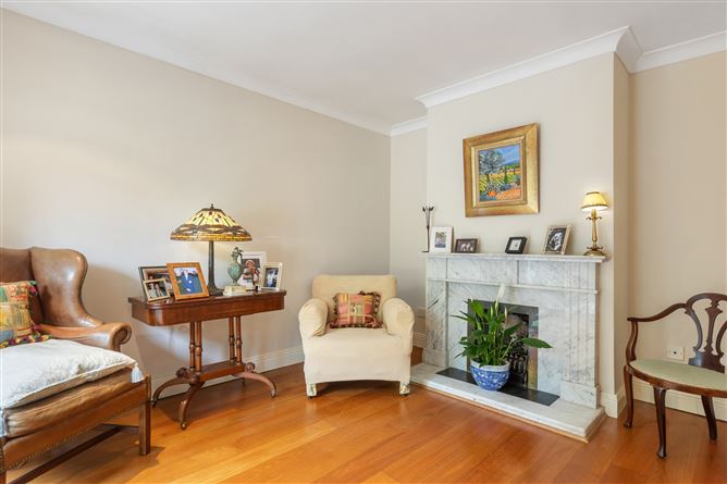 22 Cairn Hill, Foxrock, Dublin 18