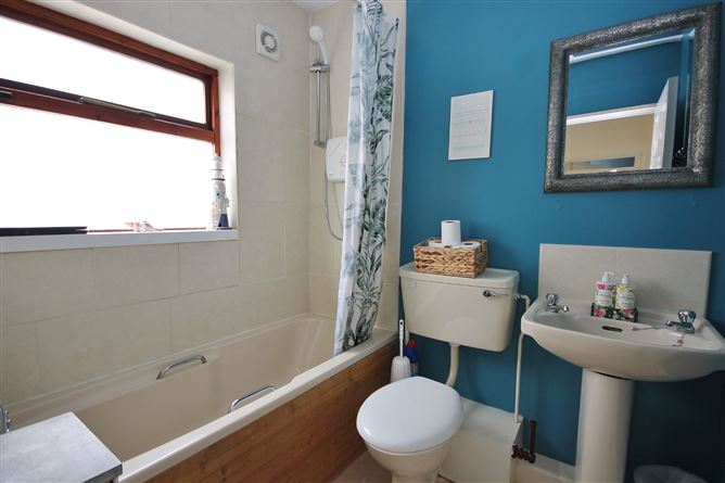 22 Elmbrook Crescent, Lucan, Co. Dublin