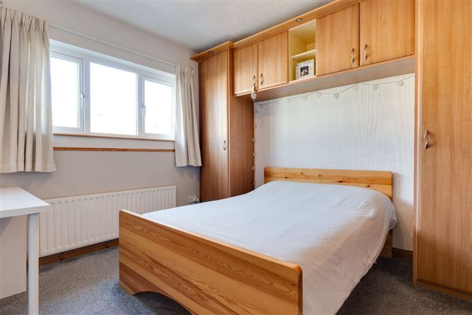 12 Parkvale, Baldoyle, Dublin 13