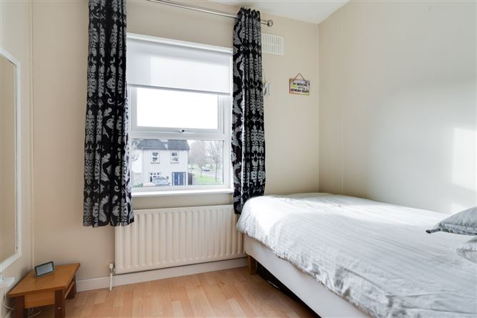 12 Parkvale, Baldoyle, Dublin 13