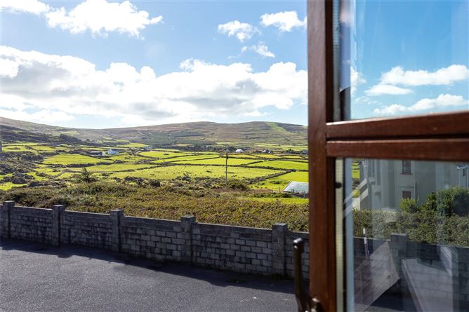 9 Cluain Court, Cluin, Allihies, Co. Cork