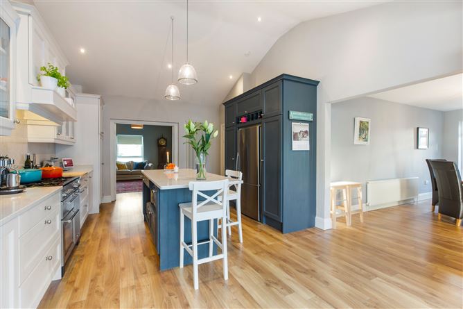 97A Beechgrove Cottages, Old Bray Road, Loughlinstown, Dublin 18