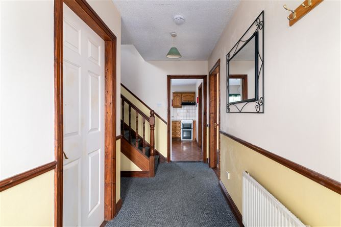 7 Ardnacassa Avenue, Ballinalee Road, Longford Town