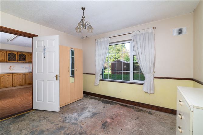 7 Ardnacassa Avenue, Ballinalee Road, Longford Town